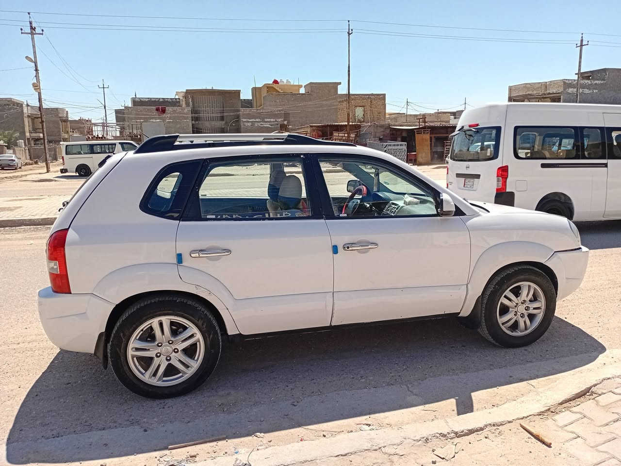 السلام عليكم
للبيع  / السعر 80$ وبيها مجال 

توسان 2008 أمريكي مكينة 2700 مكينة كير خير من الله 

تبريد شغال كهربائيات شغالة السيارة حادثها الجاملغ الخلفي  السيارة  صبغ عام  بدون دواخل سنوية جديدة تايرات جدد السيارة نقصها حدادية تعبانه يرادلها تبديل 

مكان السيارة/ المحمودية / الشراي يتصل 

***********///*********** بيهن واتساب
