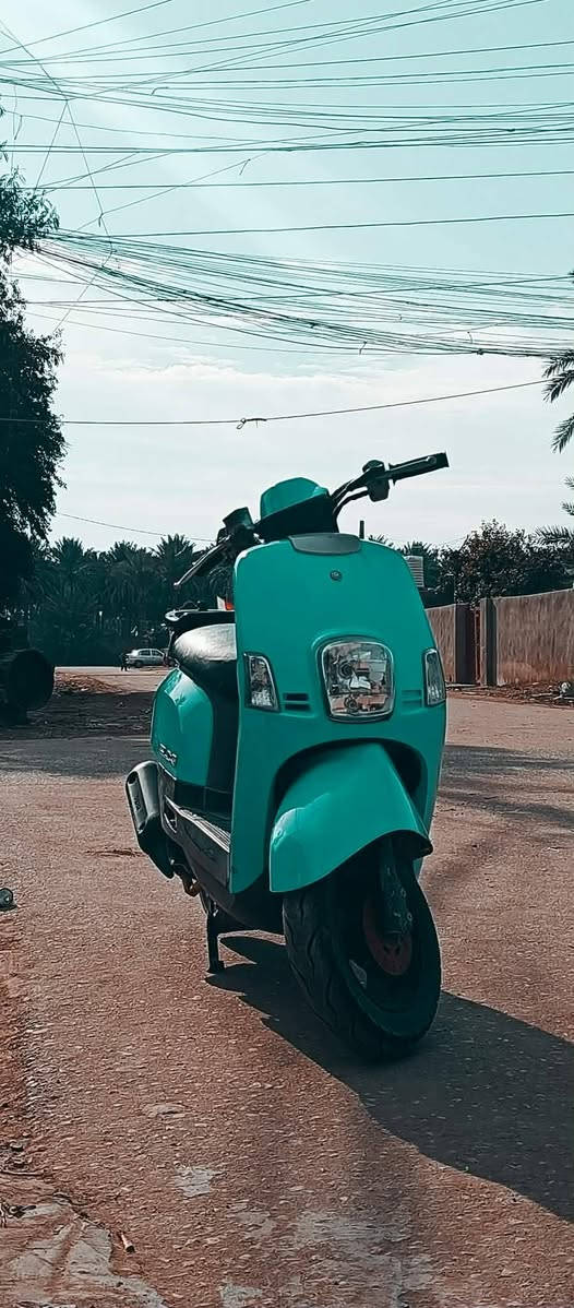 سلام عليكم للبيع بوليس موديل 2008كابريته كله شغاله كهربائيات اشاير كلوب عالي ناصي دراجة حلو بمعنه الكلمه ومكينه ناعمه ل السعر 775 وبيه مجال الرقم ***********
