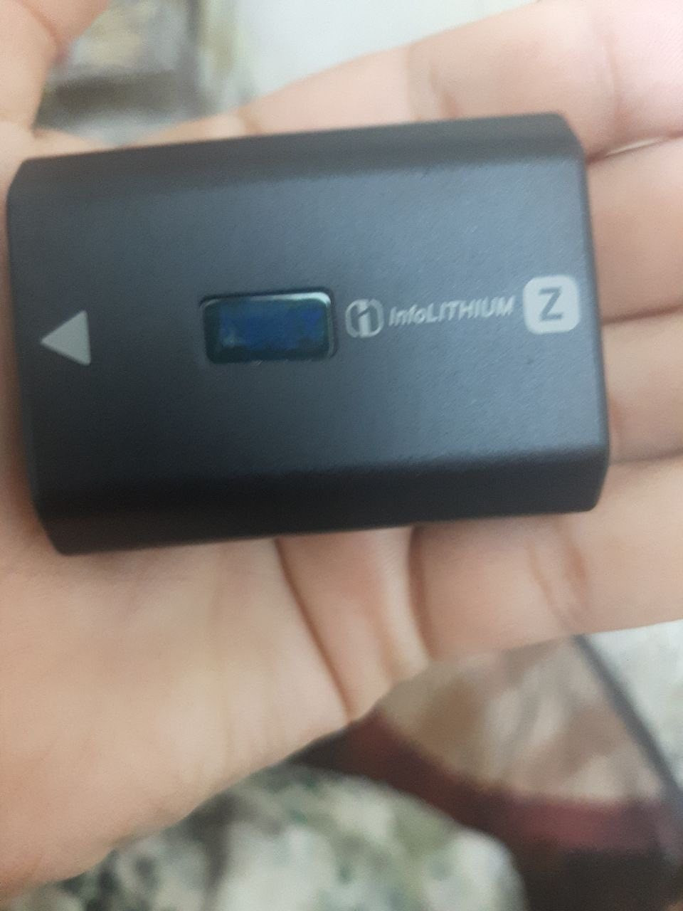 للبيع بطارية كاميرا سوني أصلية NP-FZ100 🔋

بطارية Sony InfoLITHIUM Z
موديل: NP-FZ100
السعة: 2280mAh

✅ جديدة ومختومة
✅ شحن قوي وعمر ممتاز
✅ أصلية وثقيلة مو تجاري خفيف
✅ مناسبة لكاميرات Sony Alpha الاحترافية

البطارية نظيفة جدًا وما مستخدمة.

للاستفسار مراسلة خاص 📩


**إذا كنت صاحب هذا الإعلان وتريد حذفه لأي سبب، رجاءا أرسل رسالة إلى الدعم الفني**