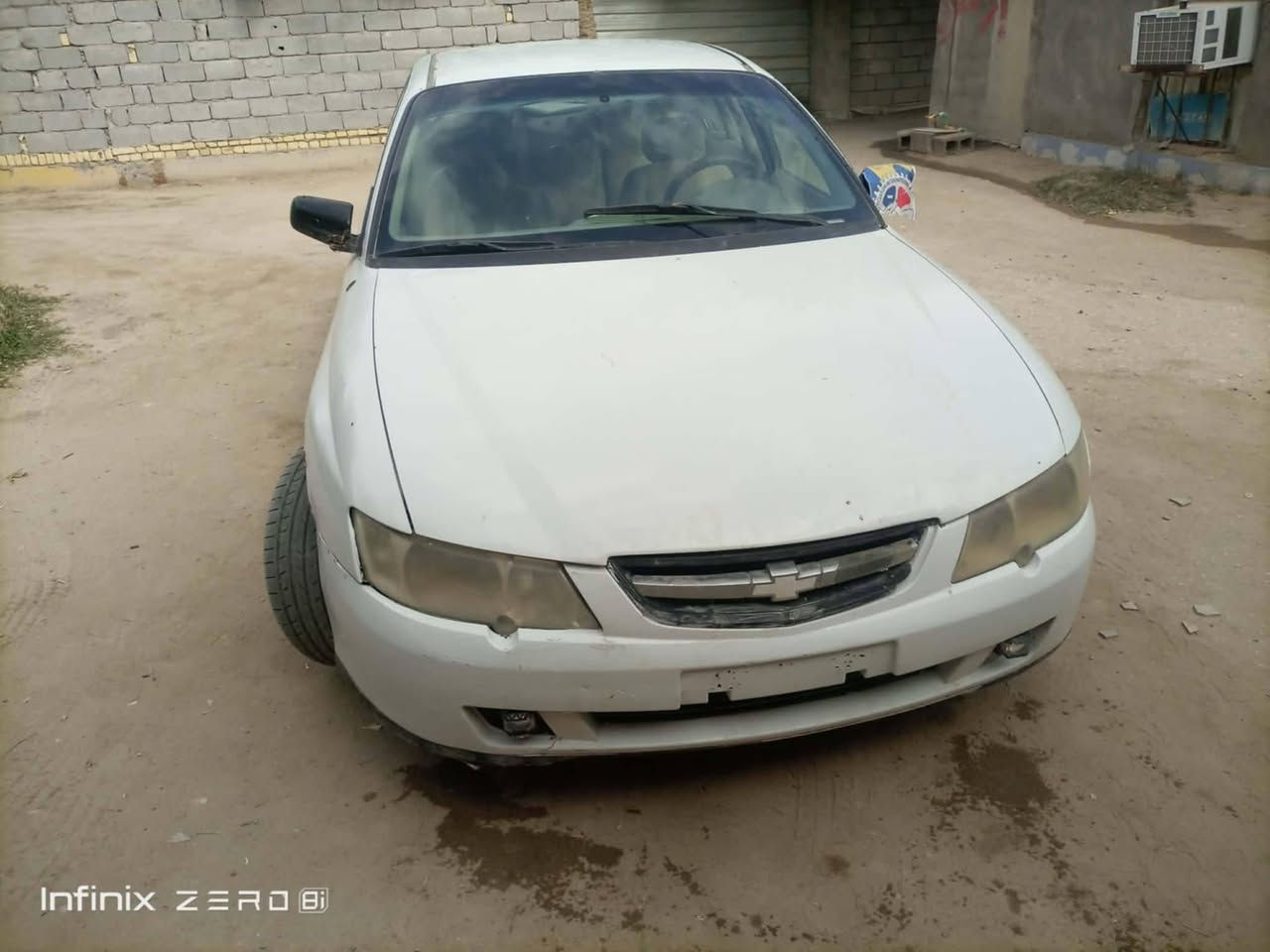 سلام عليكم  شوفر ليت لوميكا مديل2003 محور ففتي سعر 25 وبيه مجال واتساب ***********
