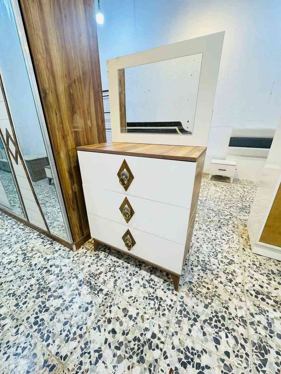 غرفه نوم تركيه 5 قطع نضيفه كامله سعره 375


**إذا كنت صاحب هذا الإعلان وتريد حذفه لأي سبب، رجاءا أرسل رسالة إلى الدعم الفني**