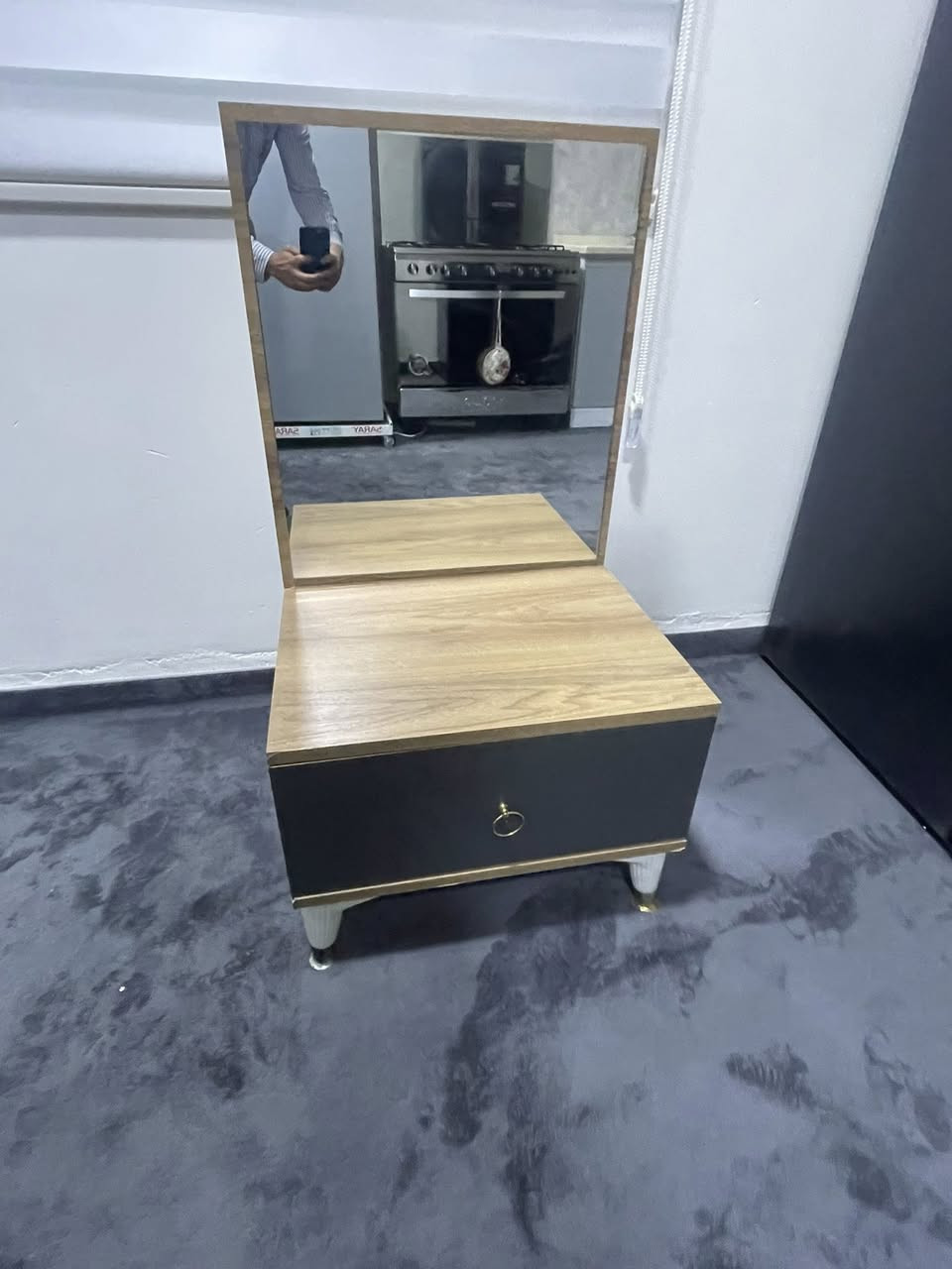 تاقمی ژووری نوستن 8 پارجە هەر لۆک لۆکە بەشەرتی ئەوەی شوختی نیە زۆر کەم بەکار هاتوە  دۆشەکی لەگەلە بۆفرۆشتن 
لەسلیمانی  ڤایبەر  وەتس ئاپ ***********
