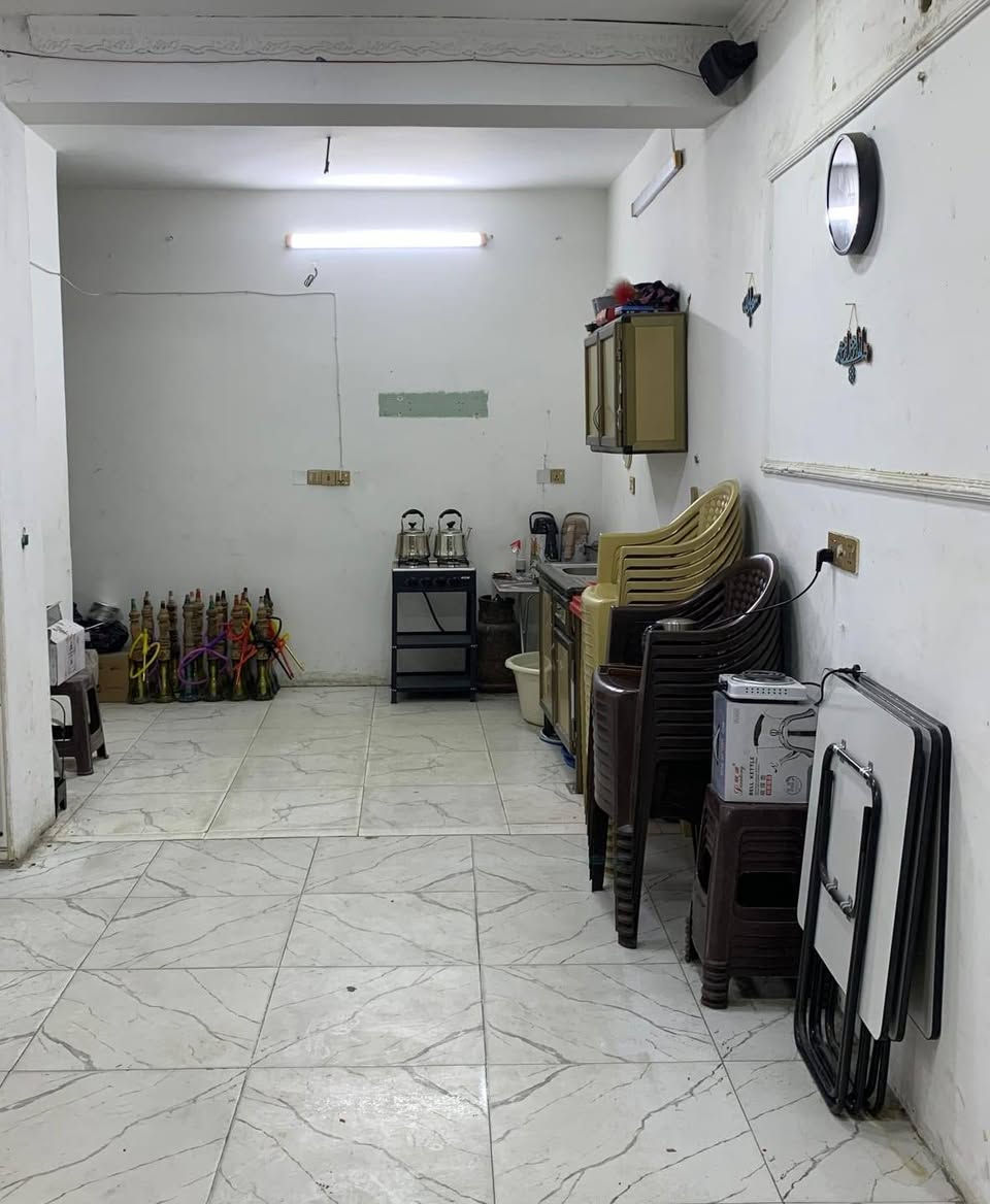 غراض كوفي للبيع عنوان مدينة الصدر قطاع 77 
التواصل فقط على هذا الرقم ***********

*سستم سماعات اربع سماعات وياهن جهاز المنضومة ب 200 الف
*التخم عشر مقاعد ب 100 ألف 
*بلازمة الكبيرة حجمها 70 سعرها 500 ألف 
*الكاونتر ب 100 ألف
*دومنات
