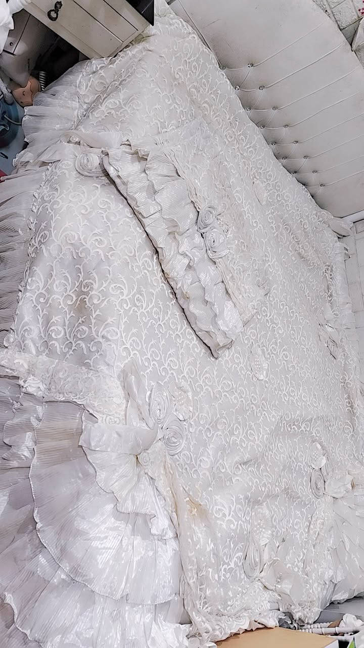 فرشات مستعملة قليل و وحدة جديدة سعر 20 و15 و12 و10


**إذا كنت صاحب هذا الإعلان وتريد حذفه لأي سبب، رجاءا أرسل رسالة إلى الدعم الفني**