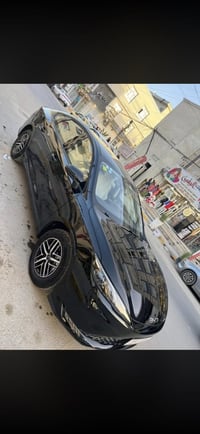 سيل5 اسود ويل كروم مواصفات السيل5 العاديه عليها رقم حلو   ماشيه 12 الف...