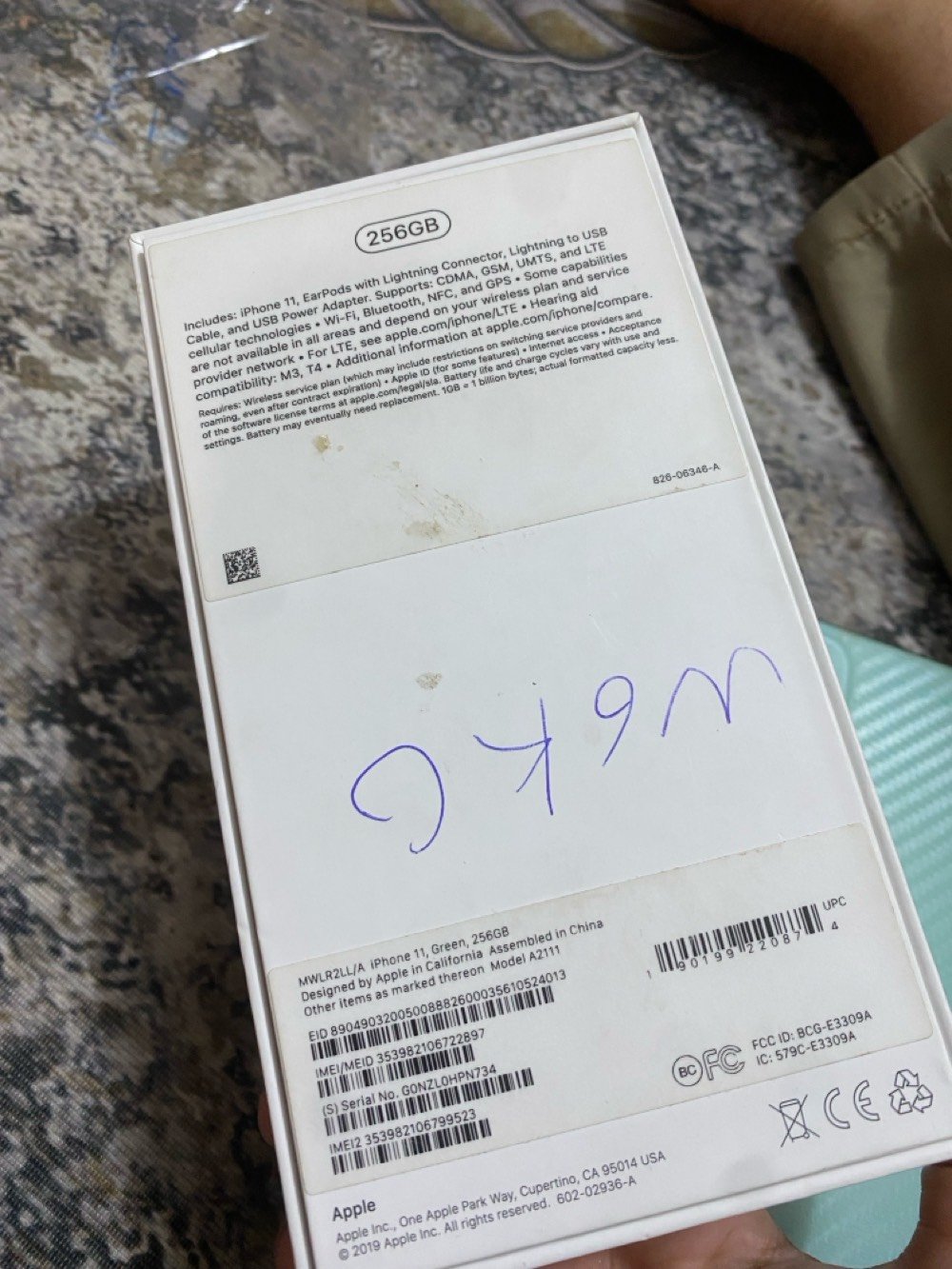 سلام عليكم ايفون 11 عادي نضيف كلش واحلى من الصور بهواي الجهاز نضيف استعمال قليل مبدل بطاريه 100وسط ضمان6 اشهر الجهاز نموذج M وكامرته كلش حلوه وكلشي شغال فيس ايدي والكامرات تجي تفحص وتشوف بعينك ذاكره265 ال128 كيكا يبيعونه ب280 لو ب300 الجهاز سعره (268) وبي مجال غير متواجد في الفيس رقم الهاتف *********** المكان النجف الاشرف او مراوس ب 13 برو ماكس وانطي فرق