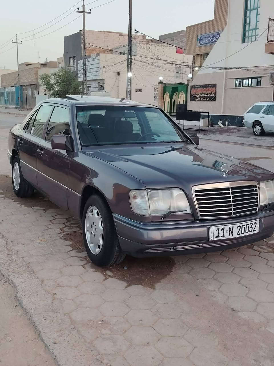 سلام عليكم مرسيدس دب بيبي شبح 320اصل موديل 94اصل  قواعد سليم لاخياس ولاضربه صبغ عام جماليه تبريد شغال اريل كهرباء اربع جام كهرباء تخم تاير سياره بسمي تحويل مباشر مكان سياره نجف سعر 85 رقم***********
