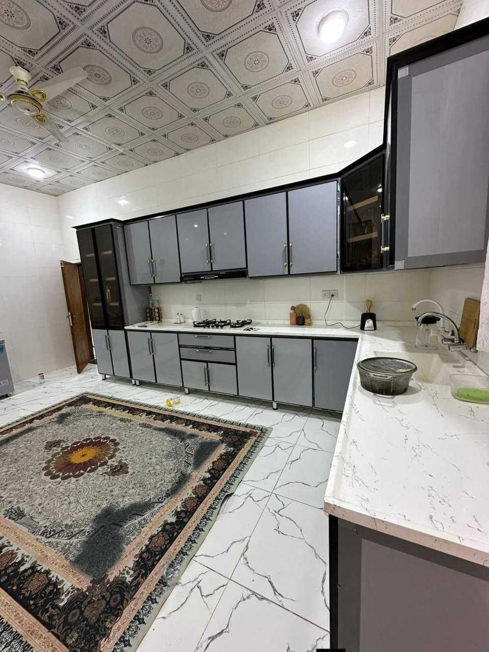 ا#سعد الله اوقاتكم بكل خير ⁉️
دار للبيع ❤️‍🔥
مساحه /245متر  
جنس العقاري :طابو زراعي باسم عراقي سند 25 وكاله ونصخ من الطابو وكاتبه من المالك مباشر 
العنوان / البصره ابو الخصيب منطقه النزيله  
يحتوي / غرفتين 2 منام 
وديوان و صاله و وطبخ 
وصحيات داخليه و خارجيه 
جميع الخدمات متوفره ماء كهرباء مدراس نت كلشي قريب 
السعر /90 مليون وقابل للتفاوض***********
