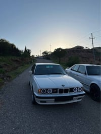525i • موديل ١٩٩٠ • گير عادي