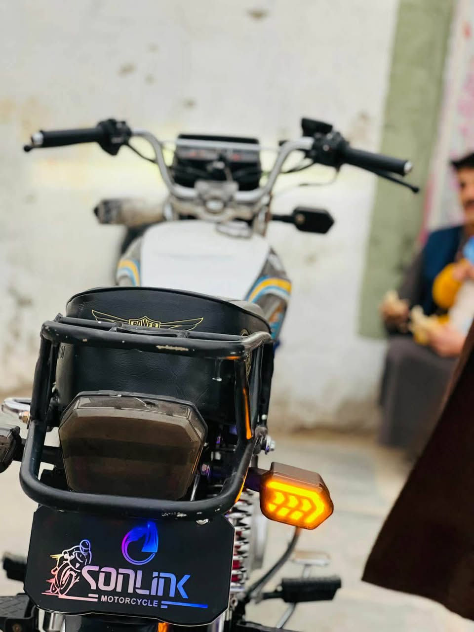 سلام عليكم دراجه تايكر مديل 25 محرك بجيس دراجه خير من الله فقط دشبول نبدل بيه والله الياخذه مخسران. سعر 725 وبيه مجال بصيط بابل ناحيت الشوملي /***********
