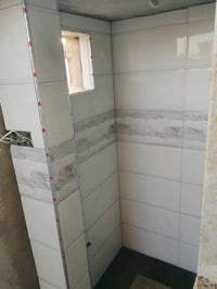 تركيب كاشي • سيراميك جدران • حي القوسيات