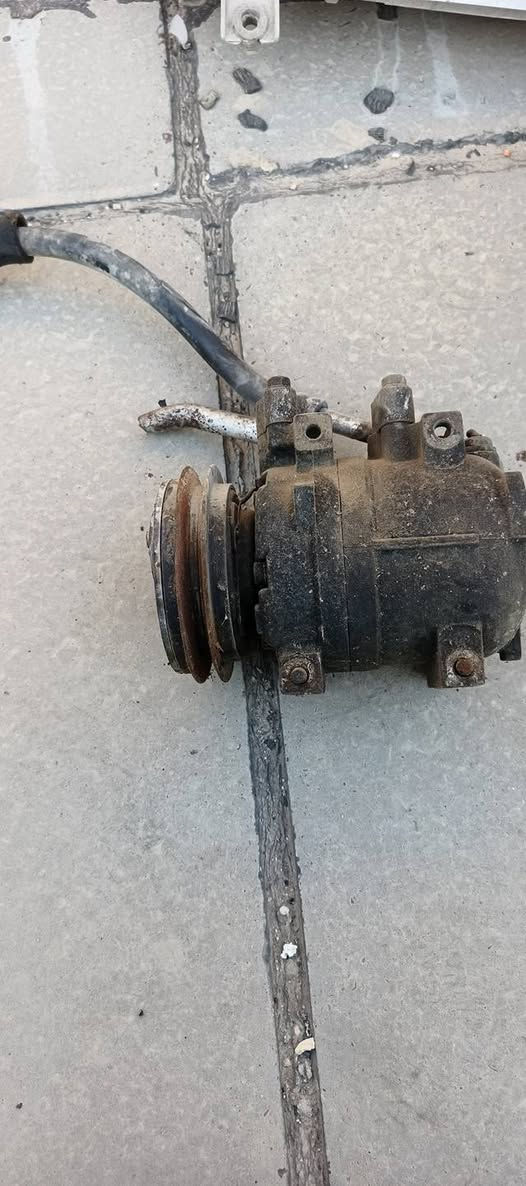 السلام عليكم عطرات مع بلوجكتر مع راديتر+المروحه مال بنكو ٩٤ للبيع الاتصال عل الرقم ***********
