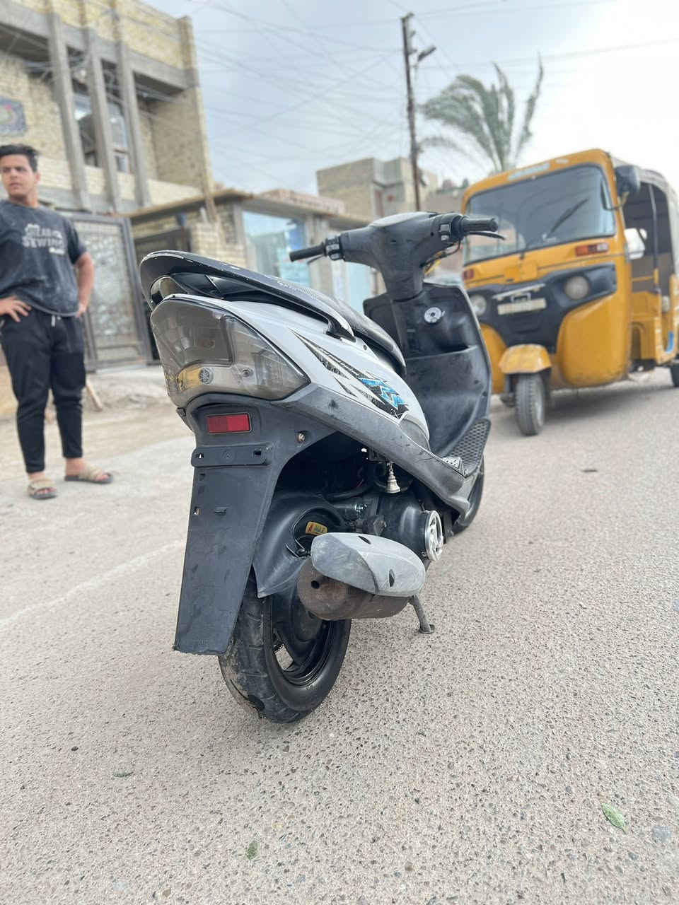 سلام عليكم دراجه ماكس عدله كله بلاديه اي اي نقص ما بيه ملحه ختم واحد كله ويه مكينه ما صاله هواي من نازله رمبه مكاني بياع تقاطع درويش ***********
