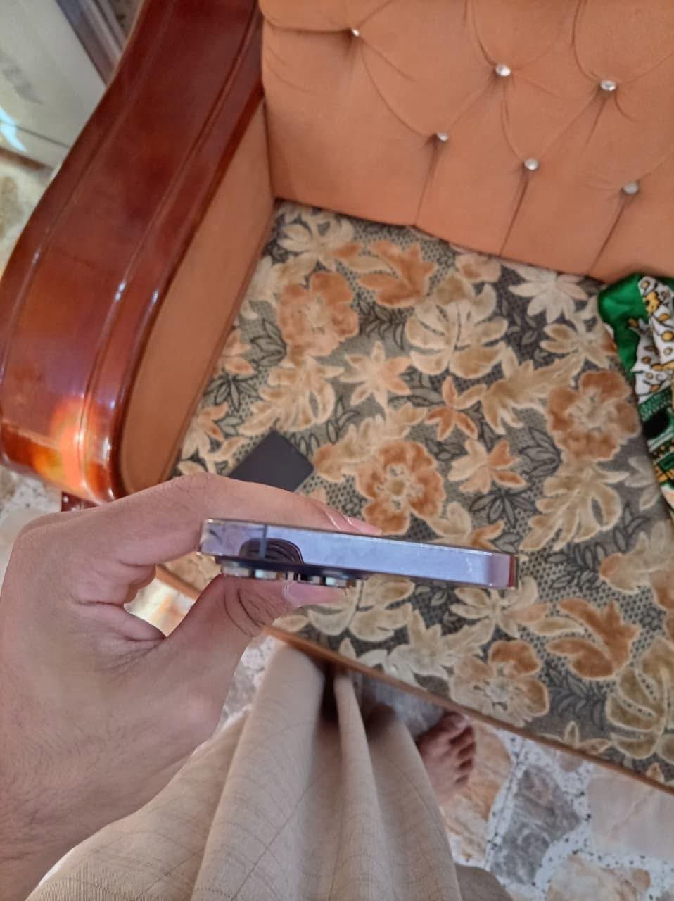ايفون 14pro max ذاكره 256 بطاريه 84 شرق اوسط AAA جهاز غير مفتوح ولا ملعوب بي لون بنفسجي محدث اخر اصدار تلفون مرتب 850 مكاني ديالى بعقوبة ***********
