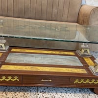 ميز صالة • ثقيل • ما بي ضرر
