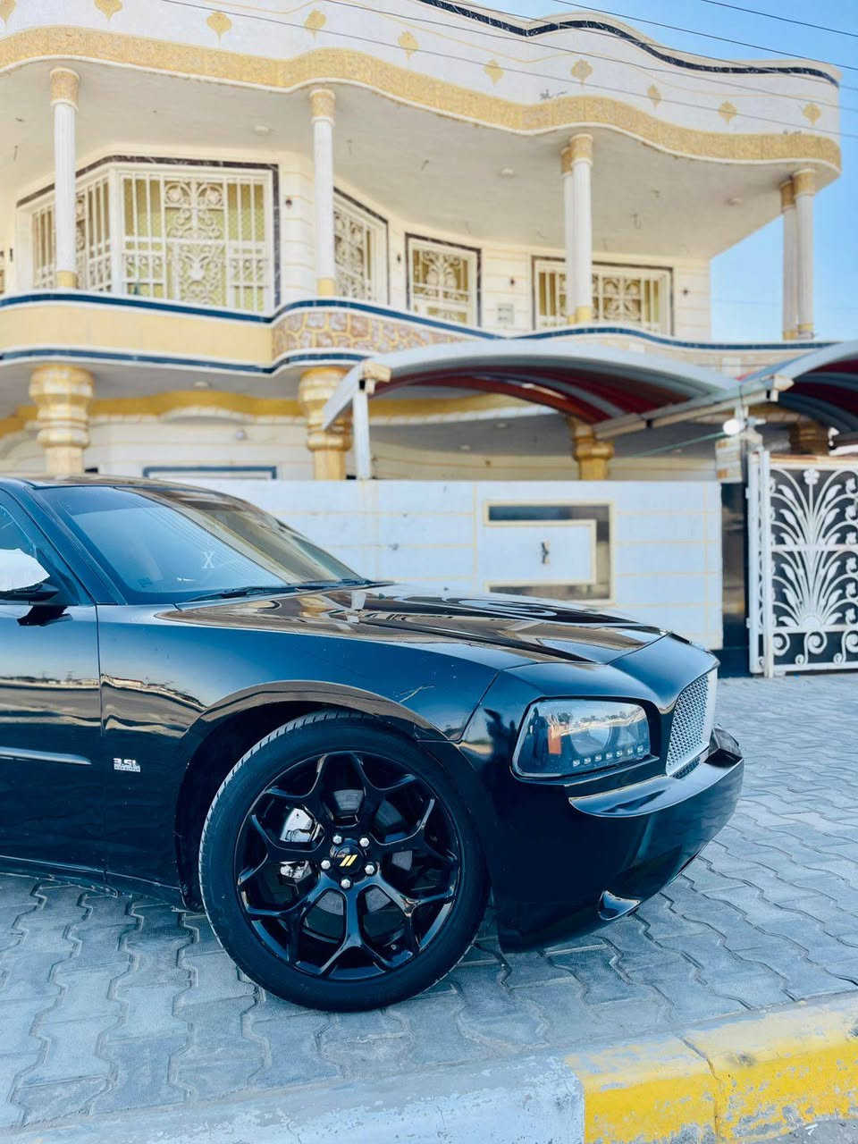 سلام عليكم جارجر 2010
رقم اربيل تريد وكالة اريد تحويل
سيارة كفالة من ضربة وتبديل
 نضيفة جدا مكينة وكير قبل سبوع شديتهن 
وحدادية جديدة
تخم تاير ويل كب عشرين 
سيارة احلا من صورة 
بية فقط قطعة كلير باب خلفي بأمريكا
السعر 105 بية مجال
مكان بابل
‏‪***********‬‏
