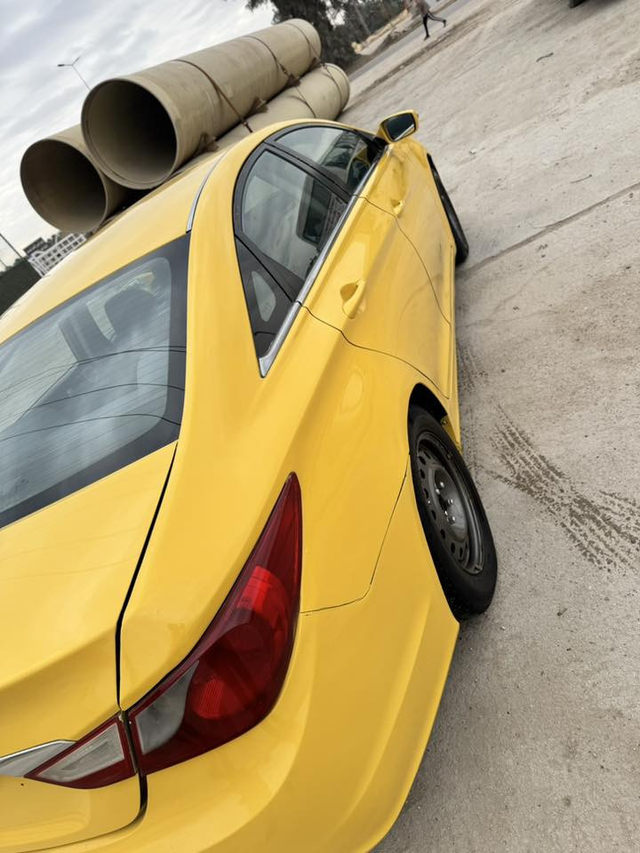 السلام عليكم سياره هونداي سوناتا خليجي 2012للبيع سياره جاهزه حداديه تاير صبغ السياره مال جناي الله شاهد من خذته لليوم ماداخل بيه للكراج خط وبحث موجودات رقمه ذي قار بسمي شرط المداور
السعر100وبيه مجال للشراي مكاني حله الدبله الابراهيميه
***********
