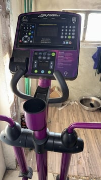 للبيع  السعر 900 الف  الاتصال عل رقم 07714857882