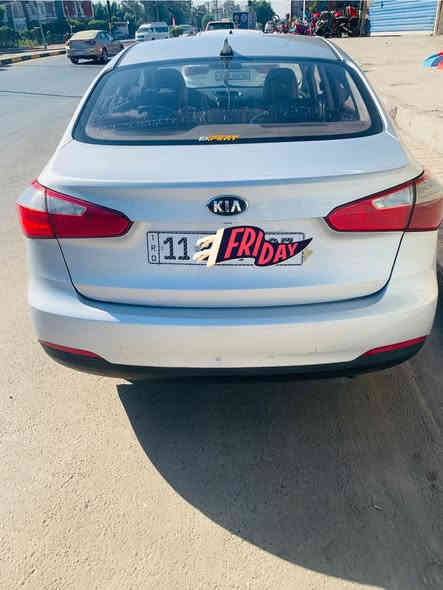 محرك ١٦٠٠ GDi
داخل جلد ارضية جديدة جلد 
تحكمات ستيرن 
شاشة ايباد 
نضام اقتصادي 
كامرة 
تبريد خير من الله ثلاجة 
محرك و كير خير من الله 
محرك شادة جديد السيارة مال جناي 
مكان بغداد الكاظمية قرب البوابة
*********** 
السعر ٩٨ وبيهه مجال  بسيط
سونارها موجود جديد مسوي
