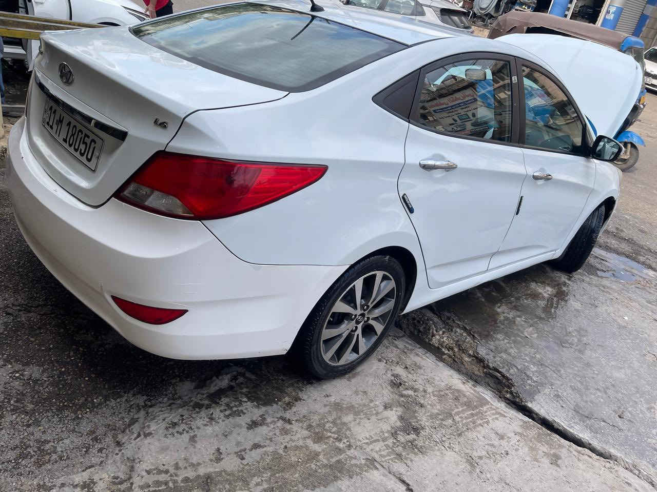 السلام عليكم اكسنت خليجي موديل 2016 بيها شبر بارد بالقماره الباقي مكفول ماشيه 155) رقم بغداد بأسمي السياره جاهزه من كلشي للبيع فقط السعر (110$) يعني بشده وعشر اوراق للاتصال ***********
