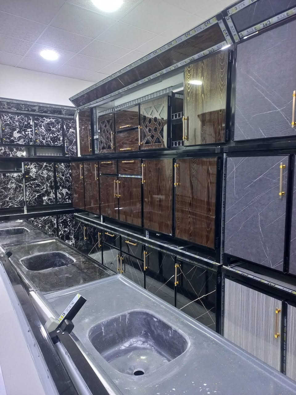 وصلتنا وجبة مطابخ جديده العنوان الرمانه قرب الجسر للاستفسار الاتصال على الرقم ***********
