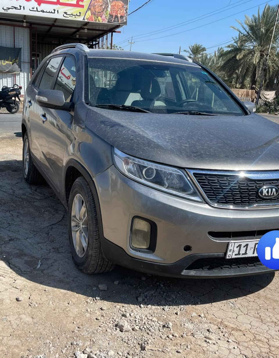 سلام عليكم سورنتو موديل 15 امريكي
محرك 4 سلندار 
سيارة حلو ونضيفه 
بيها صبغ 4 قطع بدون دوخل 
مكان ديالى جديد الشط 
السعر 125 بيها مجال 
***********
