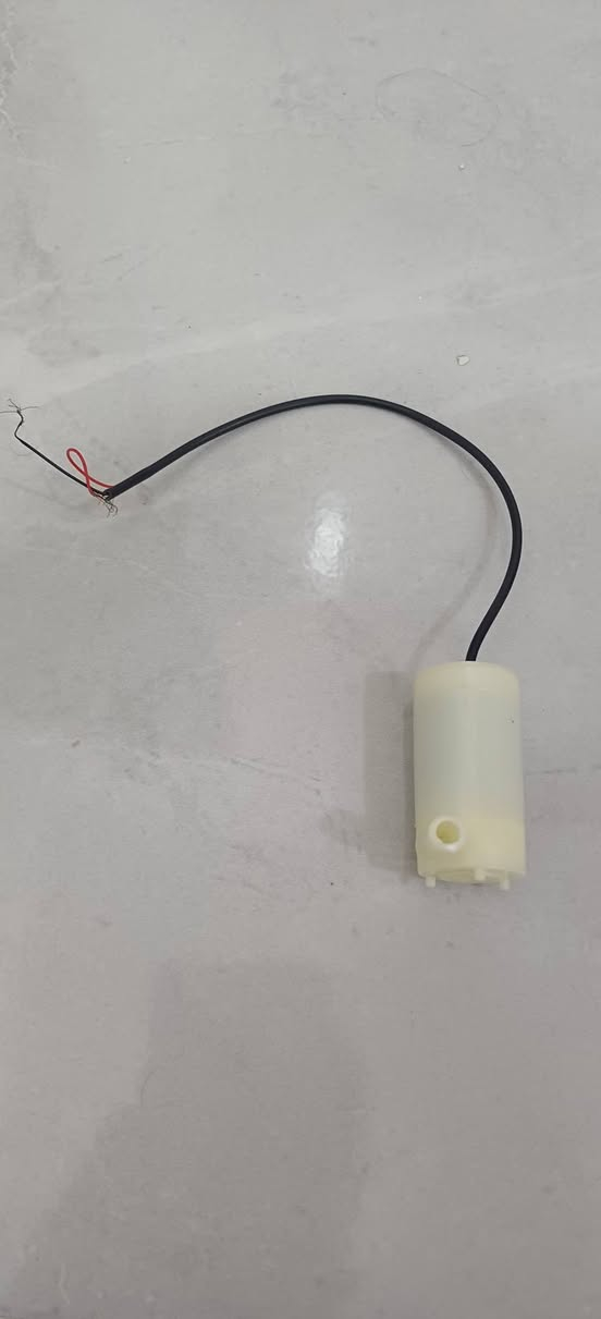 مجموعة اردوينو للبيع السعر 50 الف مع التوصيل
🔰الادوات

🔴اسلاك  ميل + فيميل 
🔴اي اس بي ESP32s 
🔴مصابيح led العدد 10 
🔴مقاومات العدد 10 
🔴ريلي مودل العدد 2 
🔴مجسم على شكل بيت اكريلك 
🔴حساس حرارة ورطوبة 
🔴حساس غاز MQ-2 
🔴اردوينو اونو مع كيبل
🔴حساس حركة 
🔴ماطور ماء من 3v الى 6v 
🔴موصل محول طاقة قطعتين ميل + فيميل 
🔴بازار Active قطعتين 
🔴دايود حماية قطعتين 
🔴منظم جهد LM2596 
🔴مروحة صغيرة 5v 
🔴كيبل micro_USB


**إذا كنت صاحب هذا الإعلان وتريد حذفه لأي سبب، رجاءا أرسل رسالة إلى الدعم الفني**