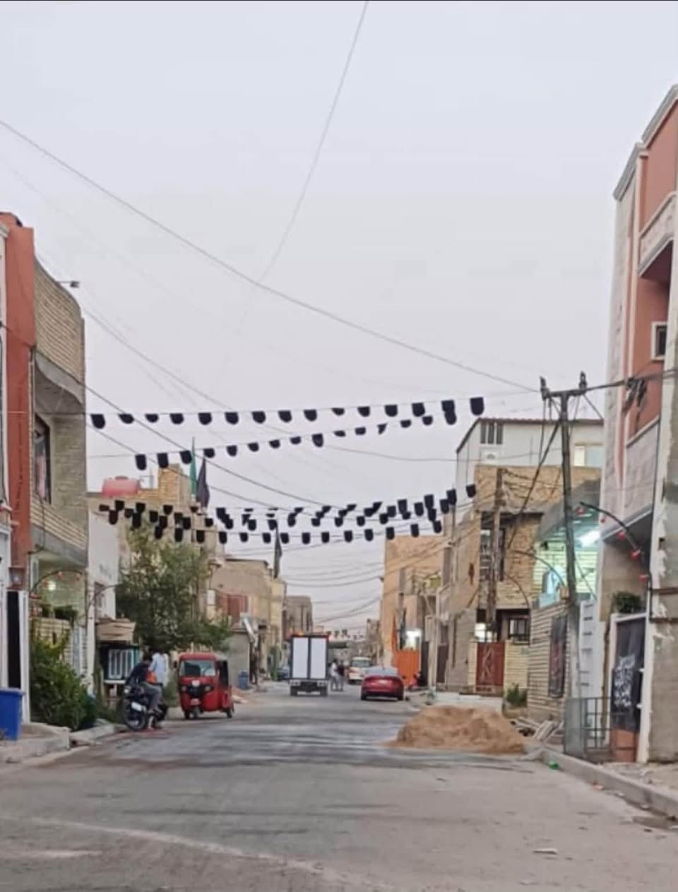 بغداد الشعب حي البستين 200 علي شارع ركن ✅
قطعه ارض طابو زراعي سند 25  مساحه 200 متر ركن👉✅

وجه10  ونزال 20  👉   ركن 🅿️ 

انتباء واكرر الارض طابو زراعي سند 25 قرار محكمه بأسم المشتري

خدمات كامله ماء ومجاري وتبليط وكهرباء 

للاستفساء عن السعر والتفاصيل الاتصال على الرقم 

*********** بي واتساب
