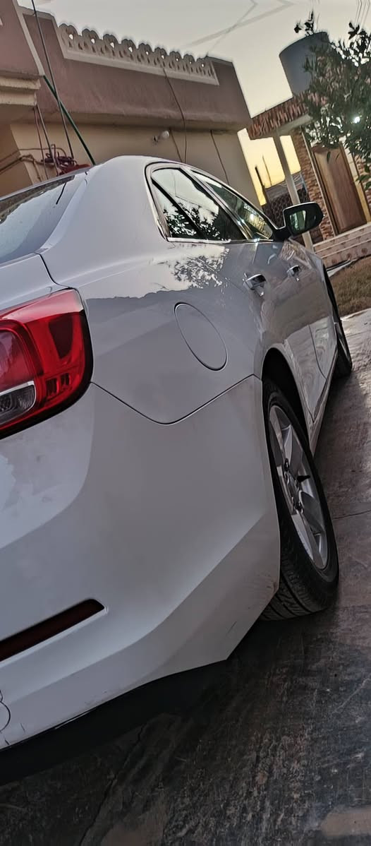 سلام عليكم ورحمه الله وبركاته 
بيع او مراوس
ماليبو 13 LT خليجي شركة المنصور رقم سليمانية بسمي سنويه لل 29 

ماشيه 195

گير شرط 

محرك شرط

تخم تاير جديد

صدر جديد 

صدر وتواير قبل شهر مسويلها ادامه كامل جديد
تخم تاير جديد وصدر جديد

تدفئة شغال🔥

تبريد ثلج🌬️❄️

تحكم ستيرن

اشاير بلمري 

كشن سائق كهرباء 

هند بريك بصمه 

جطنة بصمه

حجر بيئة 

سياره جاهزه ماتصرف عليها ربع دينار 

شرط كلها ع البلاد شركة مال جناي

ويرهم مراوس حسب القناعة 

مكان السيارة بيجي/المزرعة 
السونار مرفق بلمنشور

السعر 112 وبيها مجال 

للاستفسار 

‏‪***********‬‏

***********
