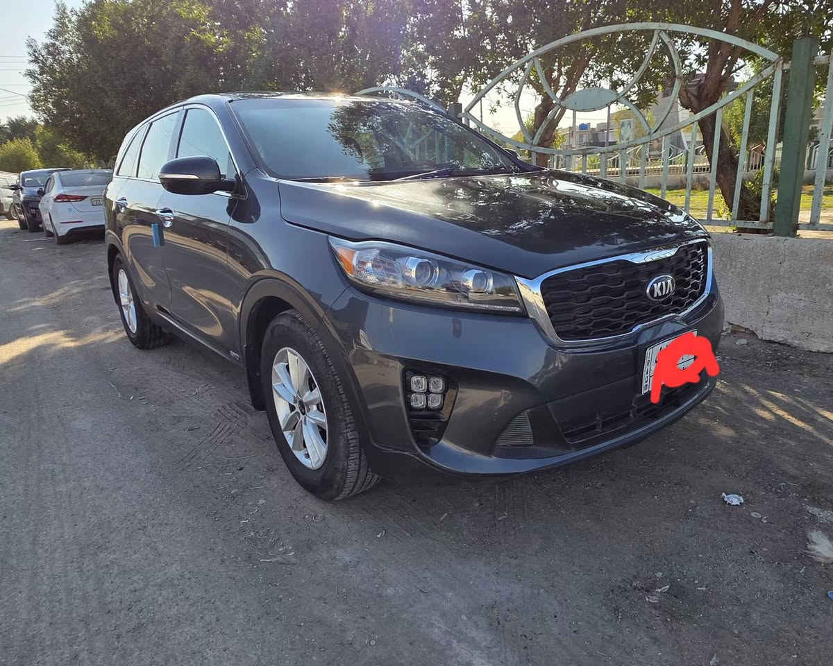 سورنتو ٢٠٢٠  رقم بغداد باسمي حادث باب خلفي عكس السائق بجم كبس 
مواصفات ال S 
ايرباك سستم راجع شركة 
السعر ٢٢٠٠٠$ 
***********
