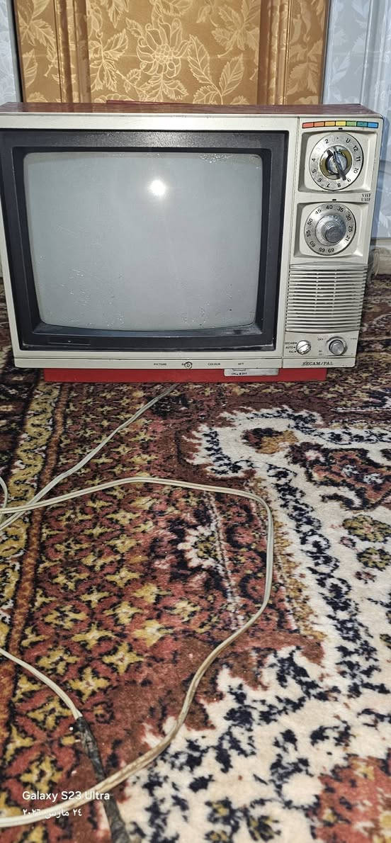 تلفاز عمره حوالي. ٦٥ سنه للبيع


**إذا كنت صاحب هذا الإعلان وتريد حذفه لأي سبب، رجاءا أرسل رسالة إلى الدعم الفني**