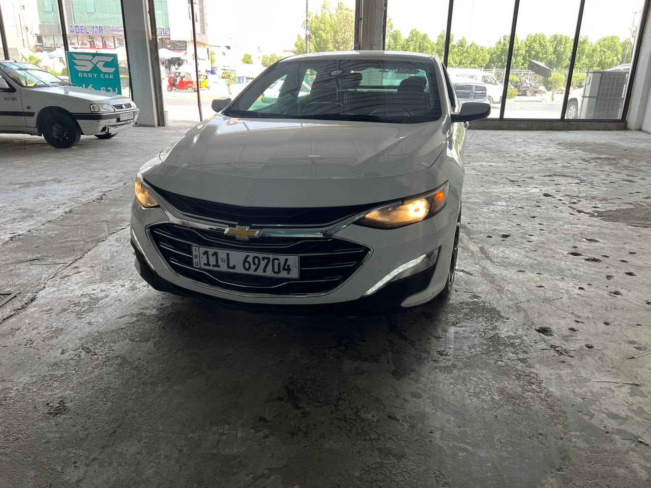 سلام عليكم ماليبو للبيع موديل 22 موصفات LT
فول عده الفتحه حادثها قبغ جنطه مبدل نفس اللون سعر 108 قفل وعليها غرامه 400 الف ينزل من سعر السياره مكاني بغداد السيديه***********
