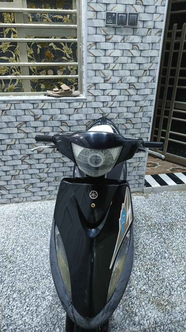 اسلام عليكم
دراجة ماكس للبيع
ما صارلهة اهواي من نازلة. رمبة
النضافة مثل ما تشوف گدامك 
الكهرباءيات شغالة 
السعر 750وبيهة مجال بسيط اذا بس تعامل لا تجي 
الخاص مفتوح
الكفرات كلهة مختمة


**إذا كنت صاحب هذا الإعلان وتريد حذفه لأي سبب، رجاءا أرسل رسالة إلى الدعم الفني**