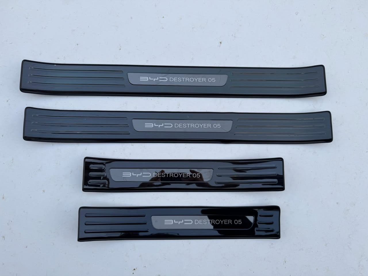 متوفر BYD

✅دوسة حديد25 الف كن بلس

✅دوسة حديد 25 الف ديستروير

✅سبايدر صندوك 30 الف مع لاصق

✅سبليدر جامه خلفيه 30 الف مع لاصق

✅غلاف استيرن D كاربون 10 الف 

✅مثلث سكوب 15 الف

✅غلاف مرايه بات مان15 الف

✅غلاف يدات ابواب 15 الف

✅واقي شحن 5 الف

✅واقي شاشة كيجات ديستروير فقط 15 الف

✅جيلاتين كير سيل 05 4 الف

✅جيلاتين كير ديستروير 5 الف

✅غلاف دكم استيرن كاربون فايبر كن بلس وكن L  السعر 
10 الف

✅قبغ بنزين وقبغ شحن 25 الف

✅غلاف احرف كن بلس امامي وخلفي 20 الف

✅غلاف احرف ديستروير 20 الف

✅غلاف كارت اسود لامع 6 الف

✅غلاف كارت اسود طافي 7 الف

*********** واتساب
يوجد توصيل جميع المحافظات 5 الف
