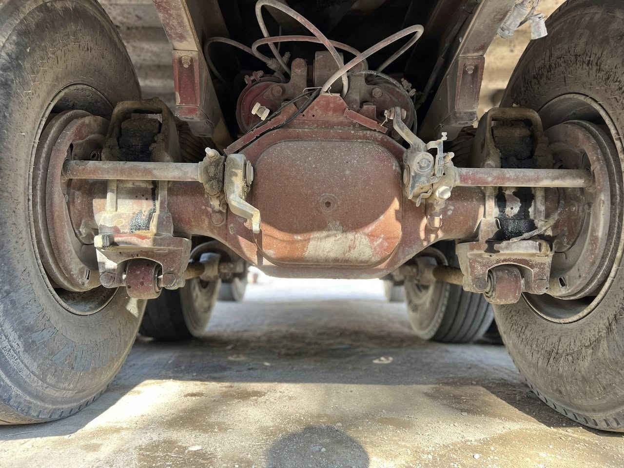 البي مديل ٩١ رقم نينوى الماني سنويه ٢٨محرك ٣٥ كير فوفون مجموعة جي اف شاصي مكفول من فطر وصبغ سيارة قلاب بلادي تخم تاير حجم ١٣ مكان في كربلاء ***********سياره جاهزة للشغل
