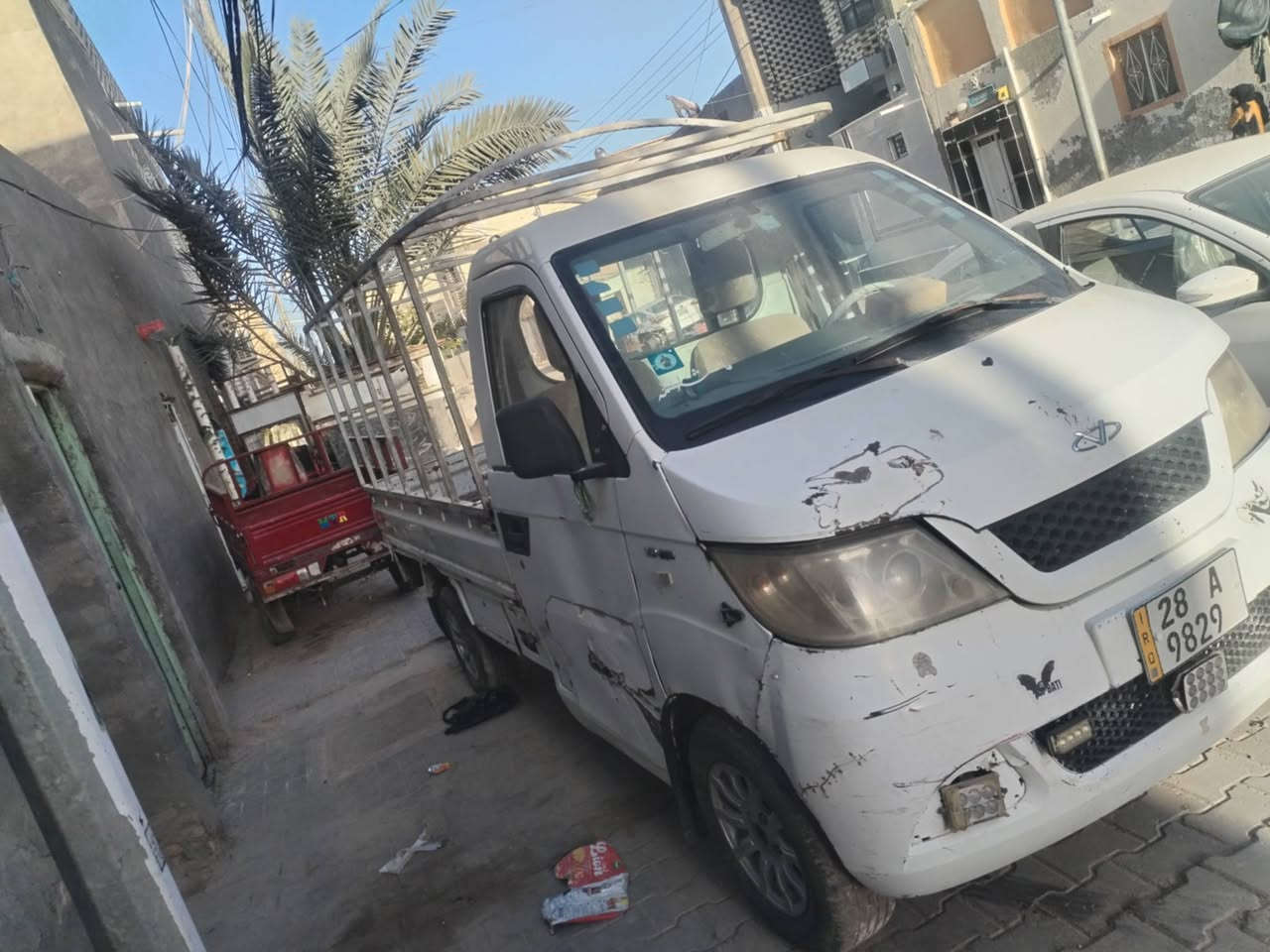 س ع
بعد إذن الادمن 
شيري حمل 1طن
موديل 2011
محرك حديد حدادية جديدة كهربائيات شغالة
السيارة جاهزة
السنوية ل30
السعر 31
المكان النجف 
***********
***********
