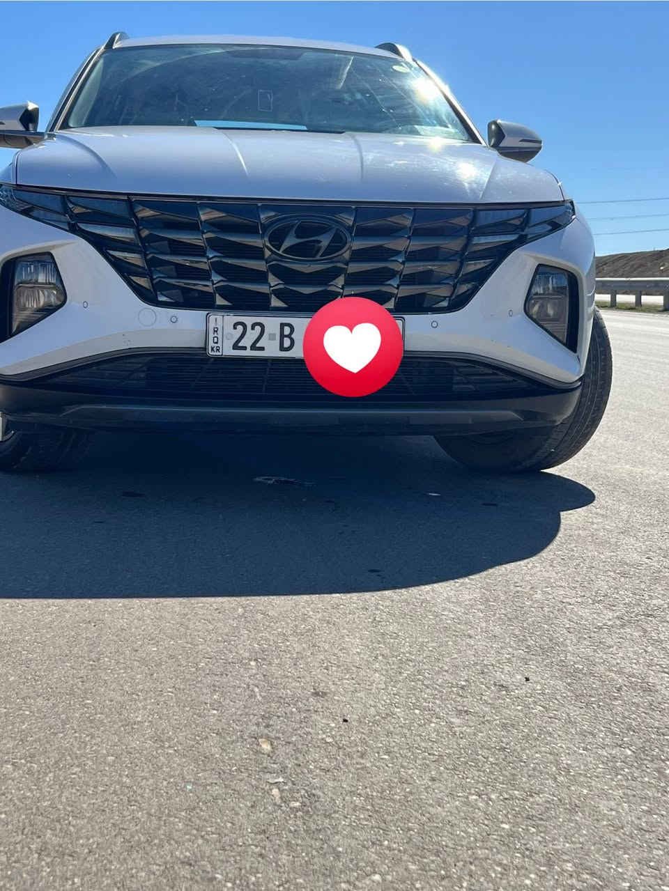 السلام عليكم توكسون 2023  كوري ماشيه 63 الف بيها ملاحظات بسيطه سياره احلى من الصور كير محرك شرط  بدون صبغ وتبديل فول مواصفات بس بدون تنته المعروفه مال  توكسون السعر 210 وبيها مجال بسيط عنواني موصل الأيسر موبايل ***********
