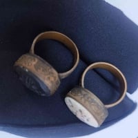 محابس نحاس • عدد ٢ • عطف وسلوة