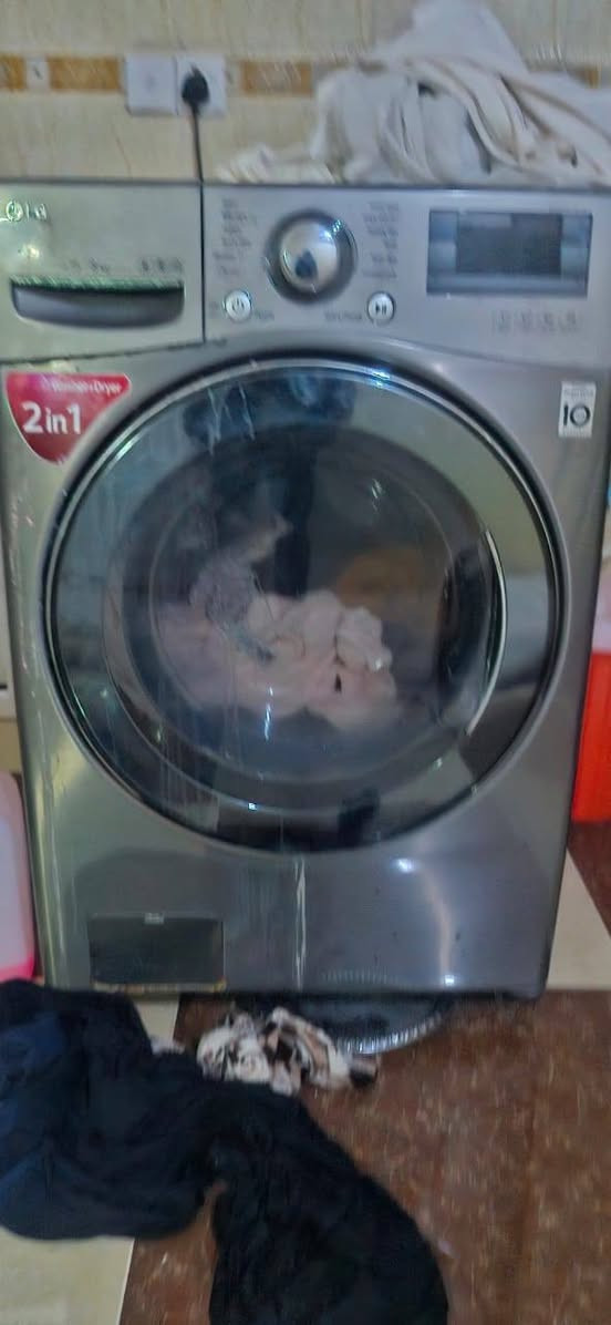 بعض اعمالنا في مجال غسالات اوتوماتيكية 
ورشة البرزنجي 
بالادارة مهندس احمد البرزنجي 
***********
العنوان طوز حي جمهورية قرب جامع الستار
