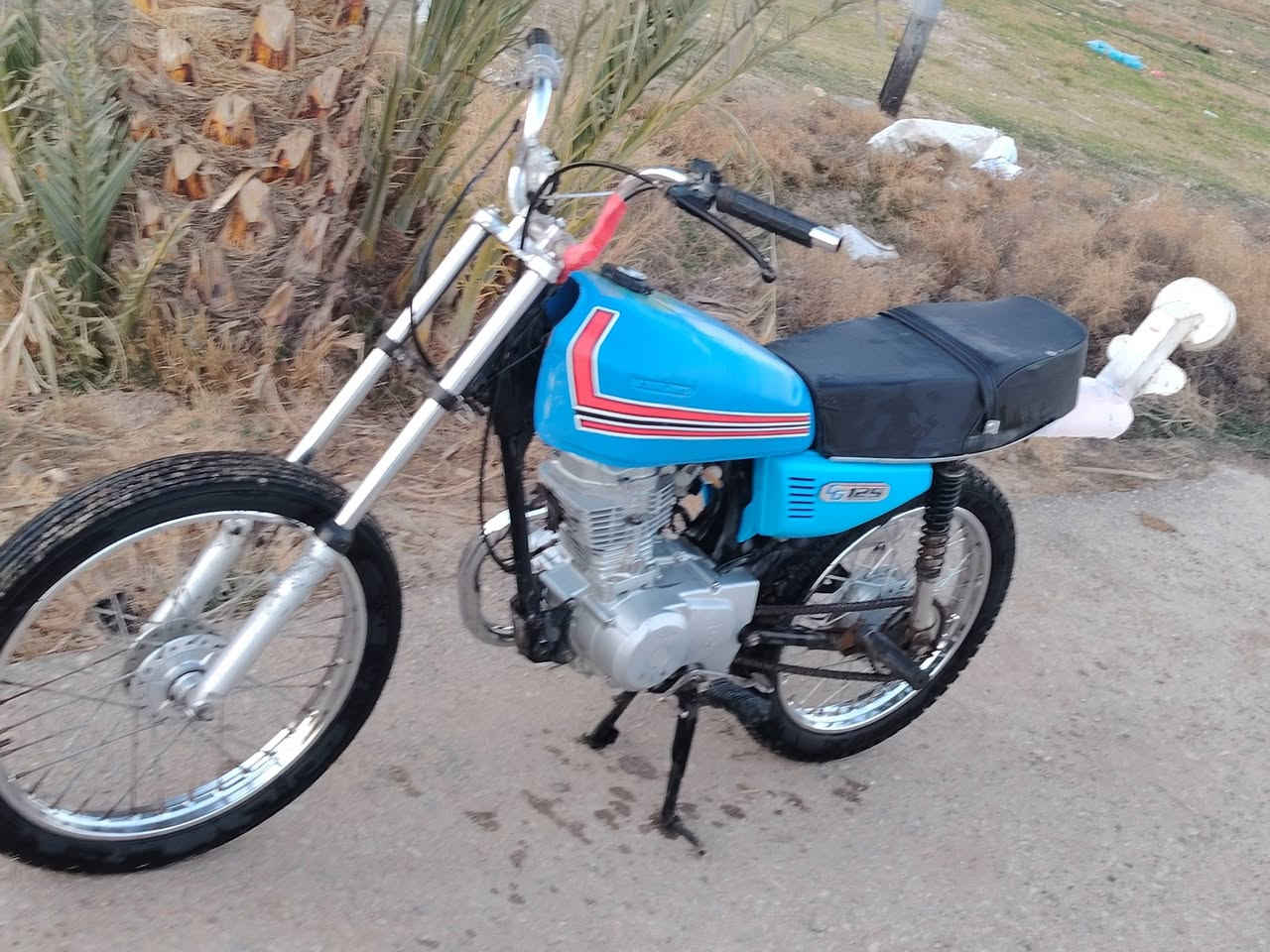 سلام عليكم دراجه البيع مديل 23 كلك كلك مكاني شطره السعر 400وبيه مجال رقم الهاتف *********** دراجه مفتوحه ولفات وبستم
