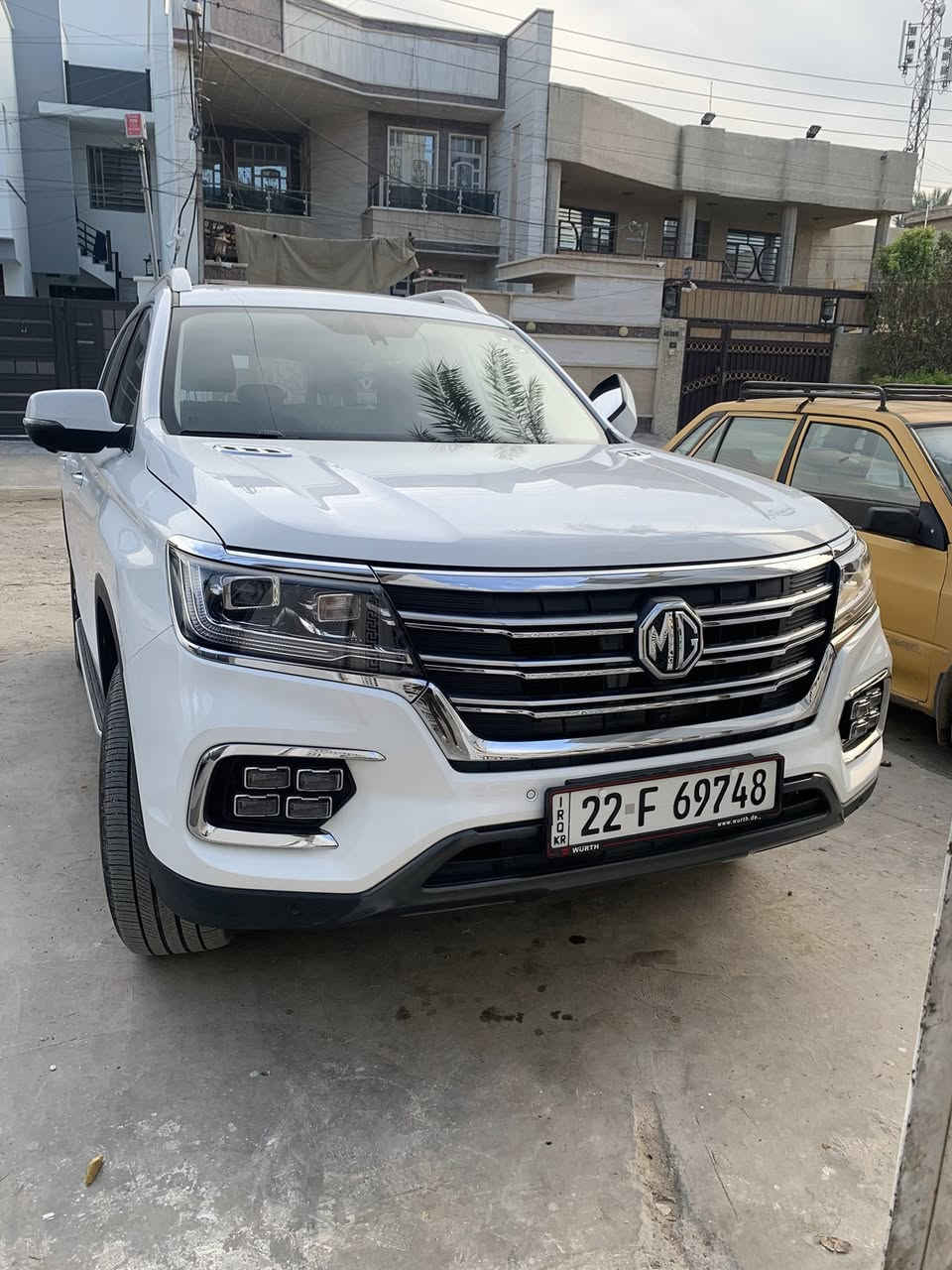 سلام عليكم ورحمة الله وبركاته MG
فئة ال RX8 للبيع VIP  فول مواصفات مكفولة كفالة عامة رقم اربيل باسمي 7 راكب 3 قطع تبريد السعر 185 وبيها مجال للاستفسار الاتصال على الرقم ***********
