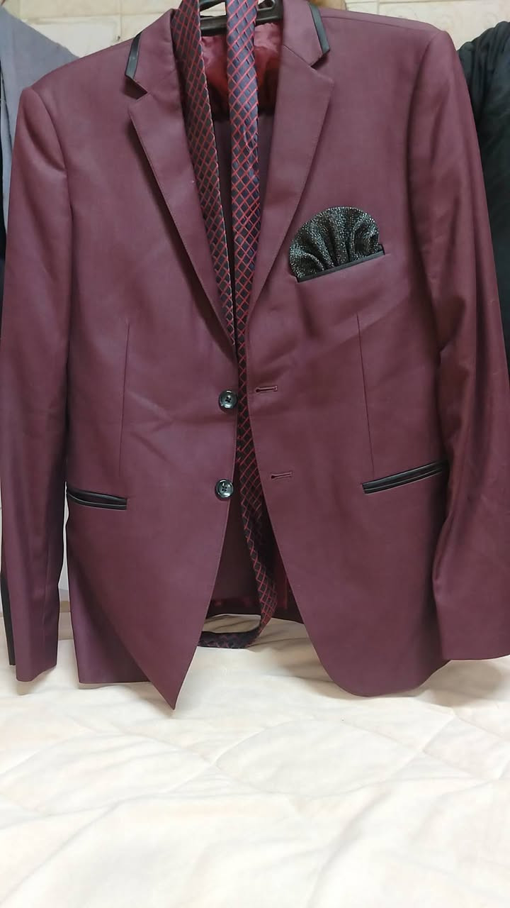 بدلات اعراس نضاف مجرد لبس ساعة الالوان موضحة مثل لبصورة ولقياس موجود سعرة البدلة علئ 50عنوان بصرة كزيزة


**إذا كنت صاحب هذا الإعلان وتريد حذفه لأي سبب، رجاءا أرسل رسالة إلى الدعم الفني**