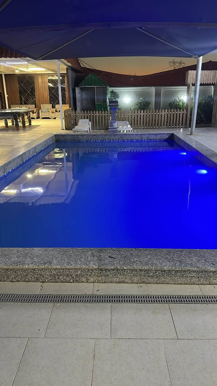 مزرعة للإيجار اليومي 🏡🌳
📍 الموقع: بغداد – الكرغوليه

✔️ أجواء هادئة ومناسبة للعوائل والشباب

✔️ مساحة واسعة وخدمات متوفرة

✔️ مثالية للراحة والونسة

📌 للحجز والاستفسار يرجى الاتصال أو المراسلة على واتساب: 

 ***********📞

 موثق في تطبيق اجرلي لسياحة المزارع في العراق 🇮🇶
