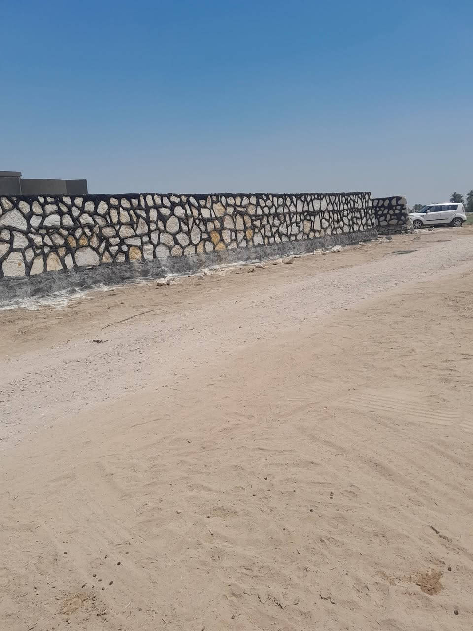 السلام علیکم بناء حجر كرسة وعمل الاستفسار الاتصال ***********
