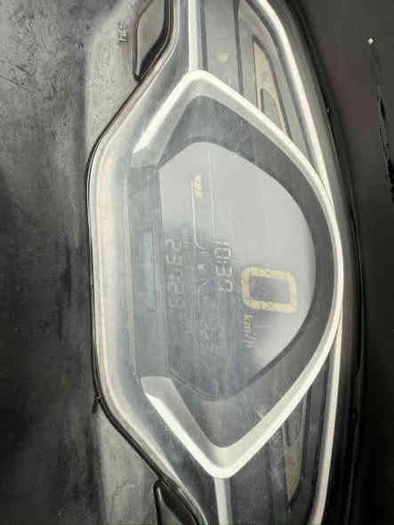 السلام عليكم pcx يابانية كفالة عامة مزادهة ماشية  23 الف اوراقهة كاملة دراجة رمبة نظيفة بمعنى الكلمة مكينة كفالة شراي اتصل مكاني بغداد 
✅📞💵***********
