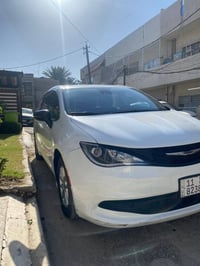 كرايسلر فيوجر 2024 للبيع المواصفات:-  رادار امامي  رادار جانبي نقاط عم...