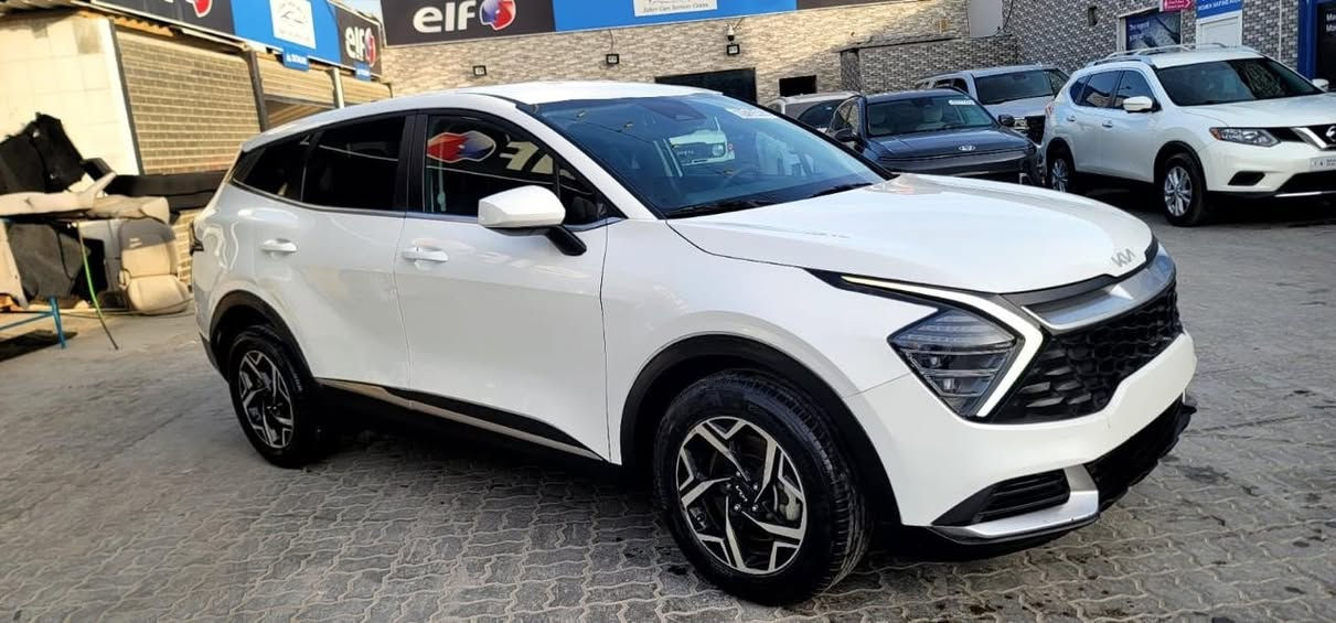 المهيمن لتجارة السيارات بإدارة المهندس سلام ربيع الغزي 
نوع السيارة: كيا سبورتج LX
الموديل : 2024
حجم المحرك:  2.5
 السعر : 155 واصل للميناء مصلح كامل بدون كمرك ترهم حرة ترهم شهداء 
للأستفسار :
***********
قسم المزاد متوفر واتساب 
https://chat.whatsapp.com/EjN99lklvszHKKEmF0UnR7?mode=gi_t
‏سرعة في الشحن واسعار تنافسية في النقل
‌‎يتوفر لدينا نقل على جميع موانئ ومنافذ العراق 
‌‎تخليص وايصال السيارة الى جميع المحافظات
#mohammed
