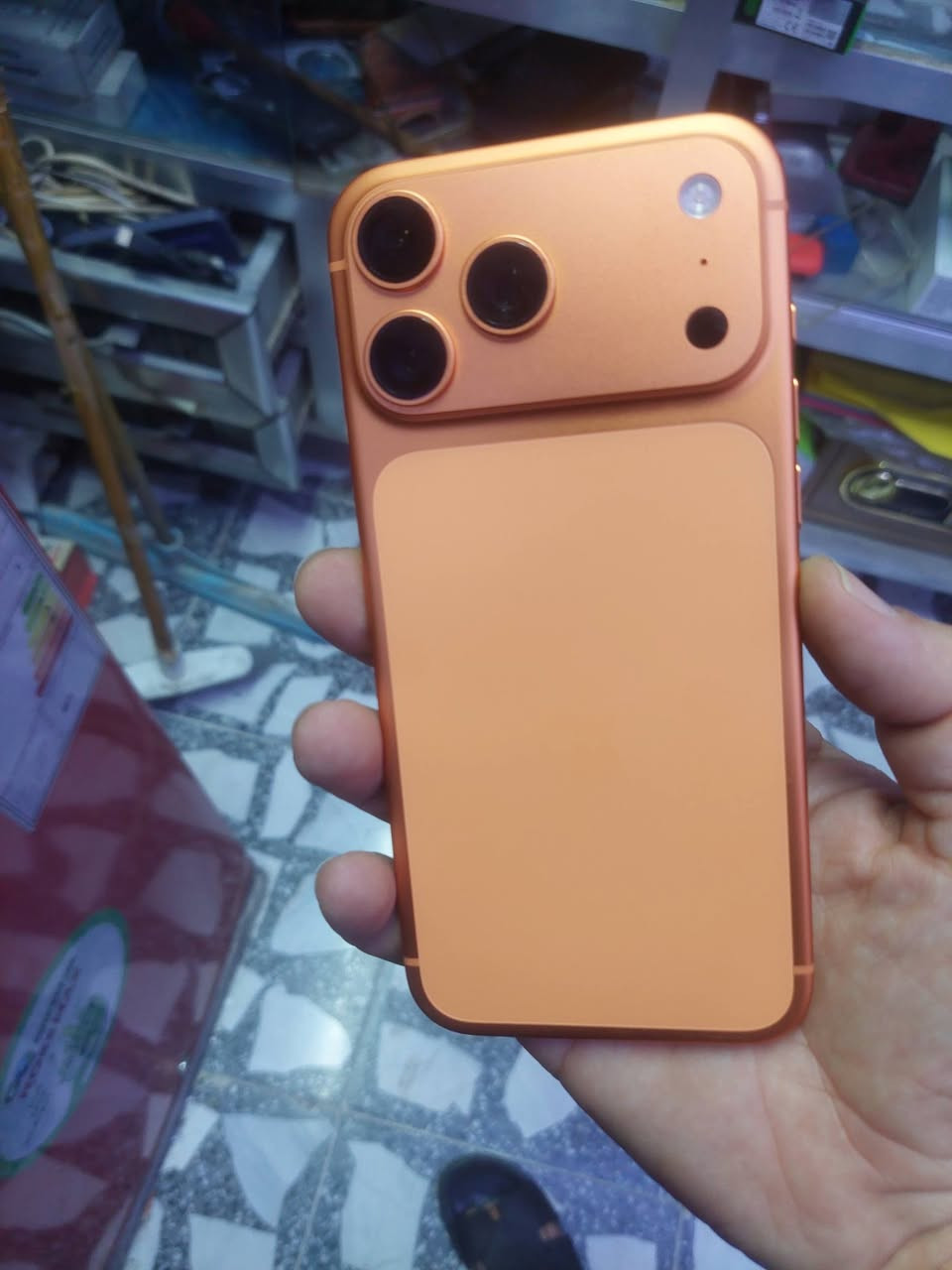 17pro max
شريحة الكترونية..ذاكرة 256..بطارية 100..مشحون 57 مرة..بدون ملحقات..بي صدعة خفيفة بل ركن مو واضحة..السعر مليون و ٥٥٠ الف

لا يوجد توصيل


**إذا كنت صاحب هذا الإعلان وتريد حذفه لأي سبب، رجاءا أرسل رسالة إلى الدعم الفني**