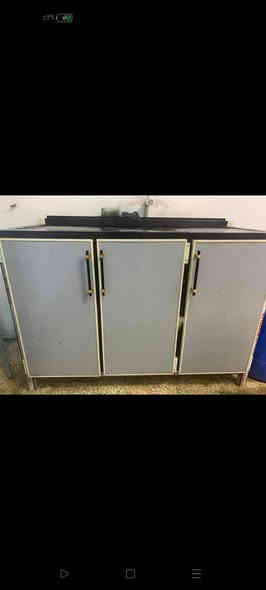 السلام عليكم بيع مستعجل  كاونتر فاترينا جديد  للبيع مع سنك *********** للتواصل
