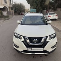 للبيع نيسان اكستريل 2021 X-TRAIL خليجي وكالة السور لون ابيض سبعه راكب ...